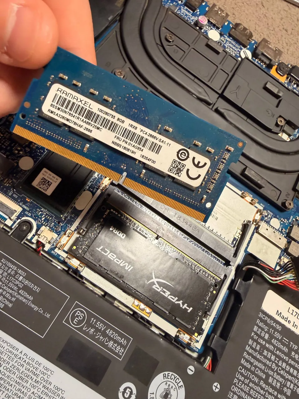 Планка пам'яті Ramaxel 8GB DDR4 — справна