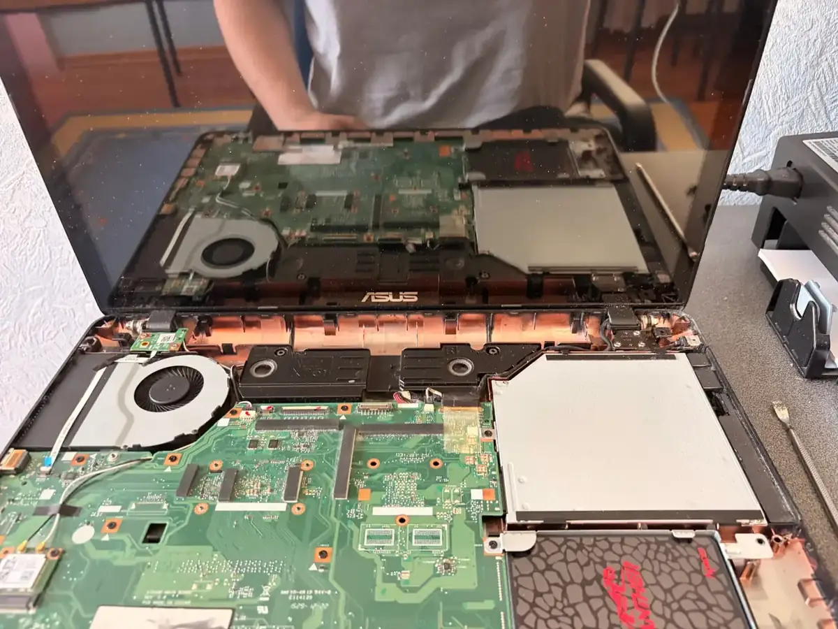 Ремонт ASUS X751MD: ноутбук asus x751 гальмував і не тримав заряд — комплексне то, ssd apacer panther та нова батарея — Дарни