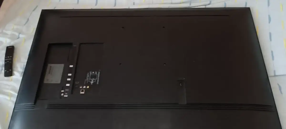 До ремонту: Samsung UE50TU8000 — samsung ue50tu8000 на позняках: телевізор не вмик